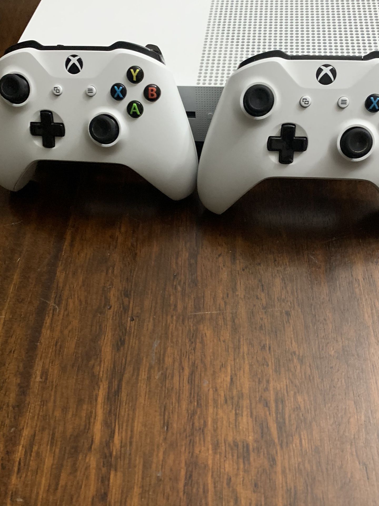 Xbox One S With 2 controller