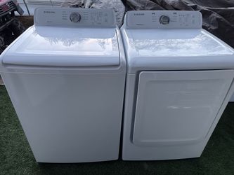 Samsung self clean•smart care• Top Load Washer and Electric Dryer !