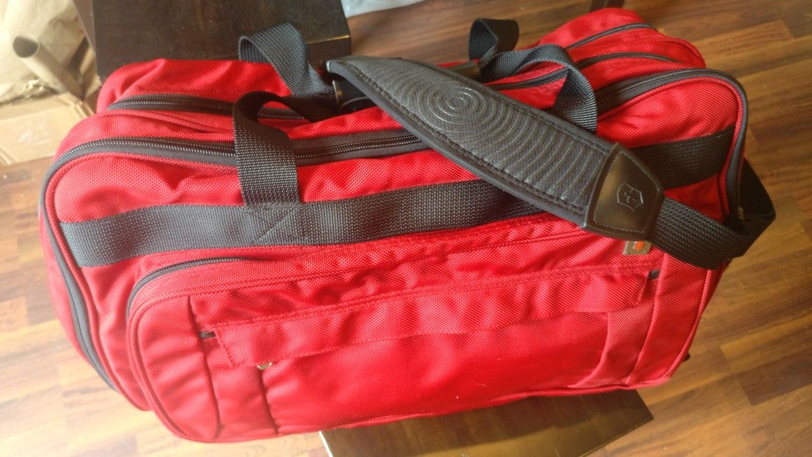 Victorinox Swiss Carry-On Duffle/Backpack Hybrid