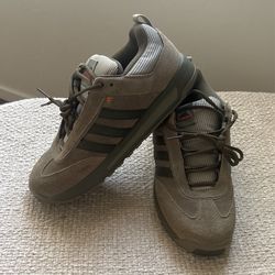 Adidas Moss Green ( New)