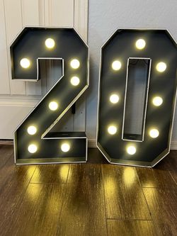 Light up number 20 2’5”