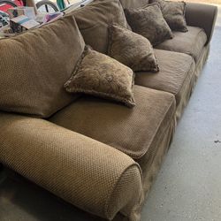 3 Cushion Couch 