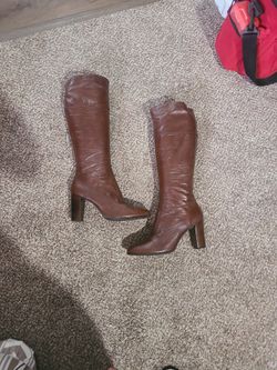 Brown Knee High Women's Size 9 Boots $45 Obo