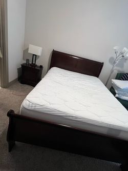 Bed frame (COMES WITH FREE MATTRESS)