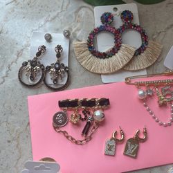 earrings, brooch ... .. and others