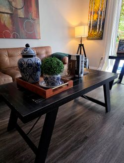 FOR SALE: (3) Living Room Table Set
