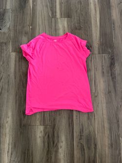 Hot pink tee shirt
