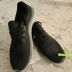 NWT Crocs Literide 360 Pacer Sneaker, Women's Size 8, Lightweight 