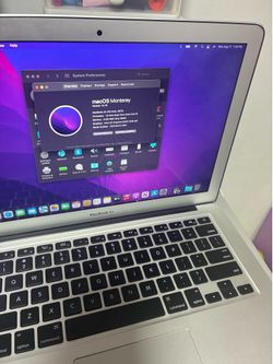 MacBook laptop