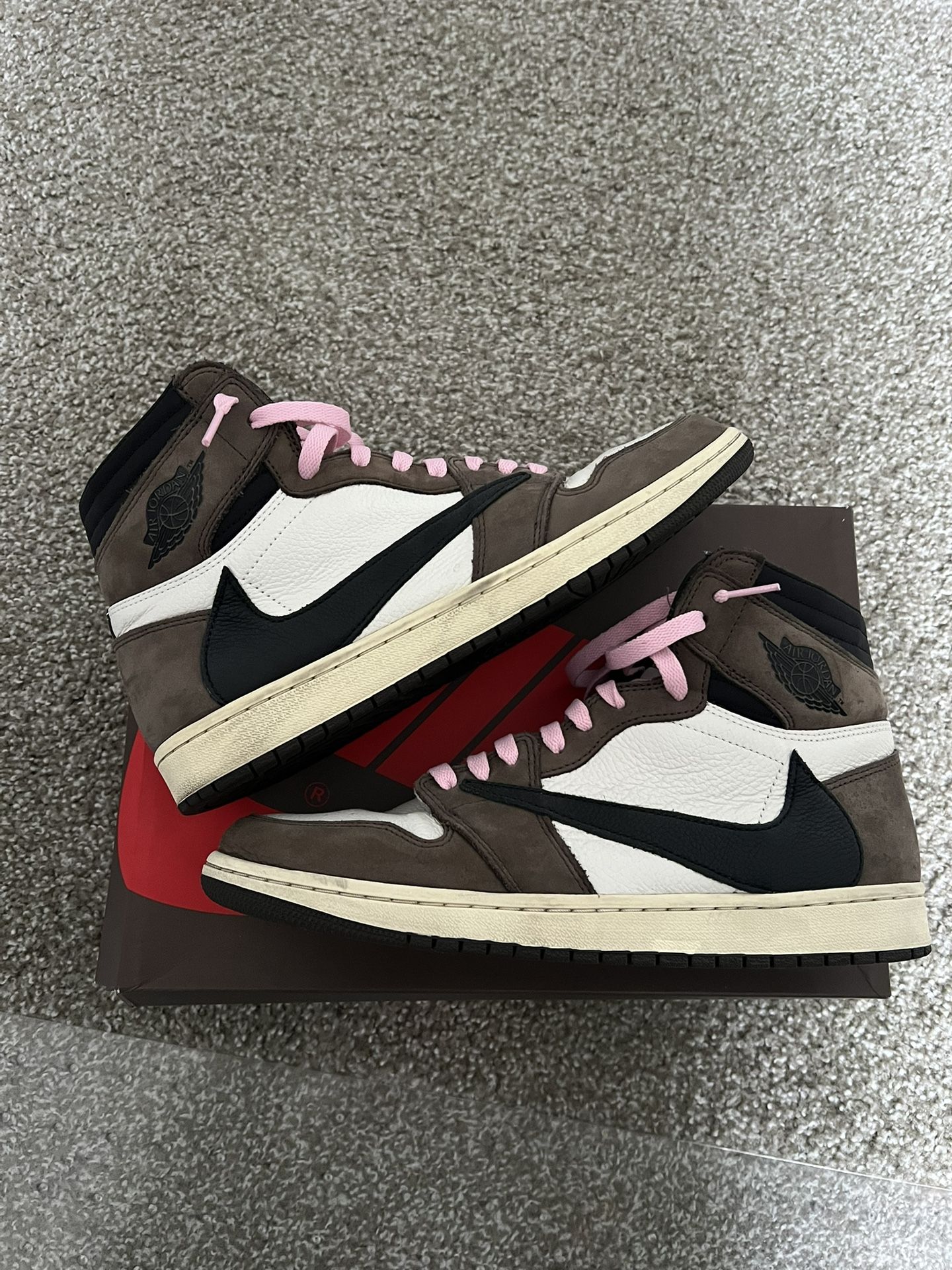 Jordan 1 High OG Travis Scott Dark Mocha Size 11