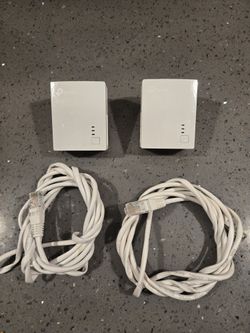 TP-Link AV600 Powerline Ethernet Adapters w/ 2 Ethernet Cables