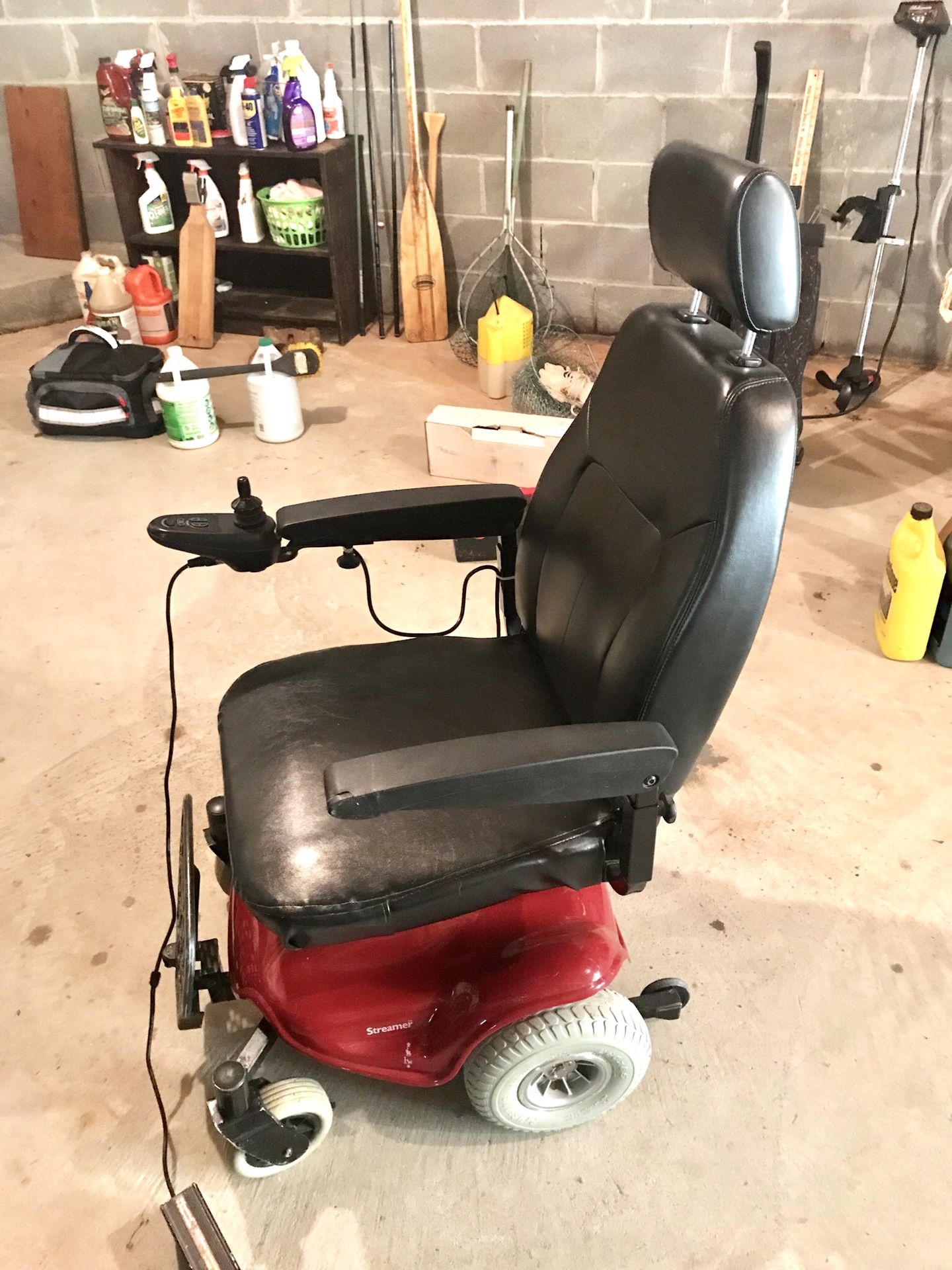 Streamer Shoprider Motorized Chair