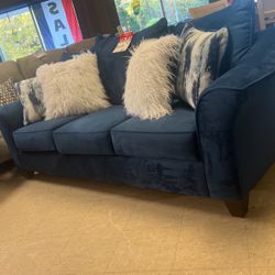 Brand new couch650