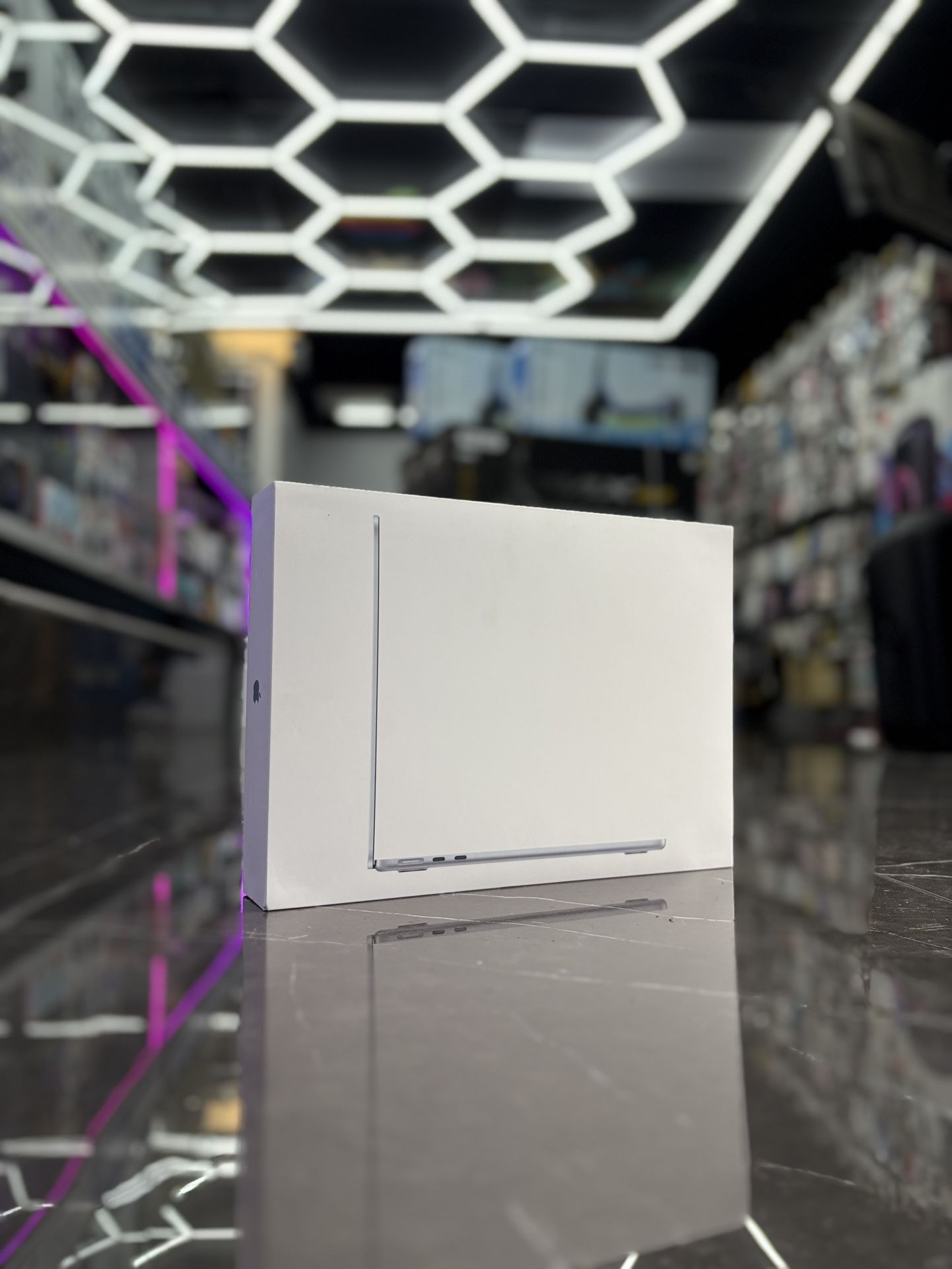 MacBook Air 13 Inch M4 Chip (Latest Model) Take It Home In Payments/ llévalo a casa en pagos