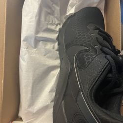 Nike Tennis Shoes 
