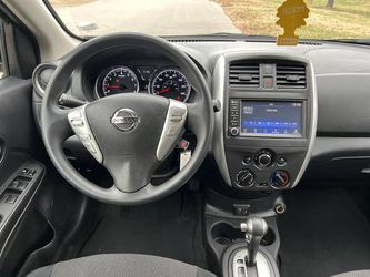 2019 Nissan Versa Sedan Thumbnail