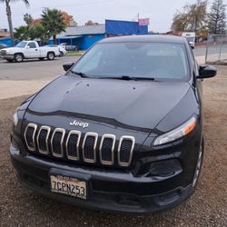 2014 Black Jeep Cherokee 