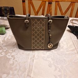 Michael KORS olive Studded