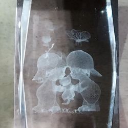 3D Laser Etched Girl Boy Kitten Crystal Glass Cube Paperweight 