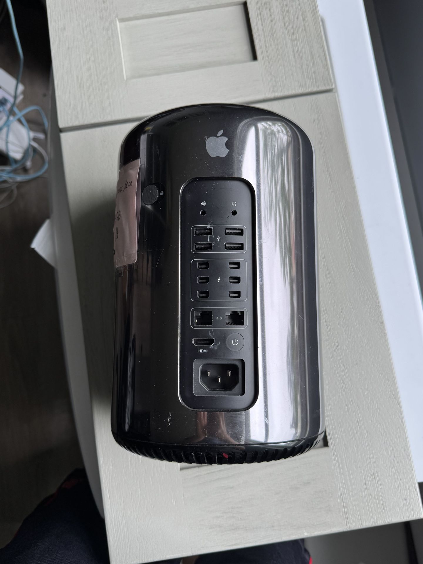 Apple Mac Pro 64GB Ram 1TB Storage