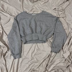Grey Cropped Sweatshirt
