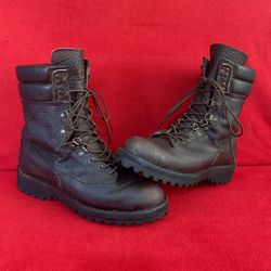 Danner Goretex Sasquatch leather boots 9 D 9D
