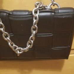 Forever 21 Black Quilted Shoulder Bag With Silver Chain Strap