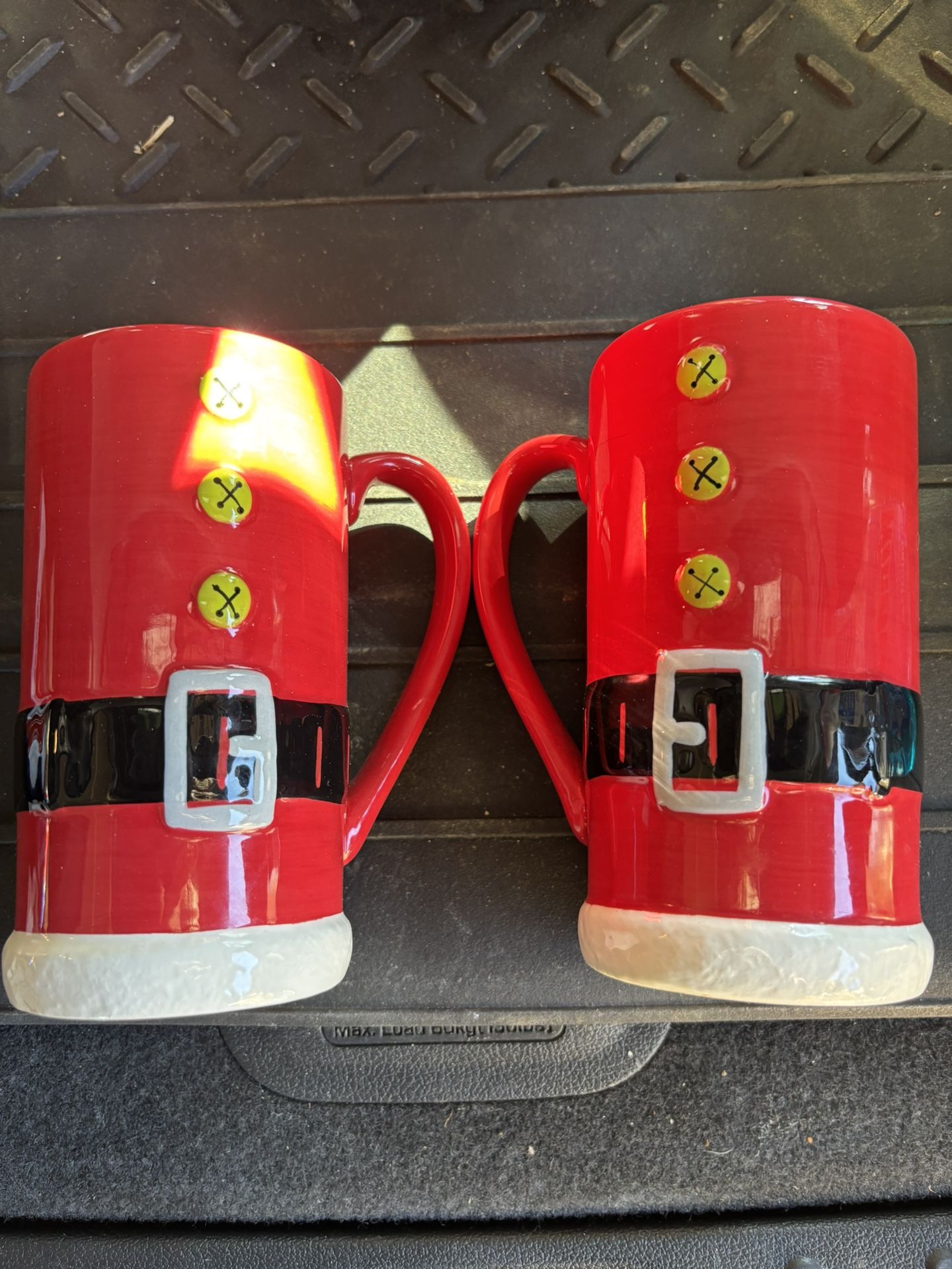St Nicholas Square Brand Mugs Set