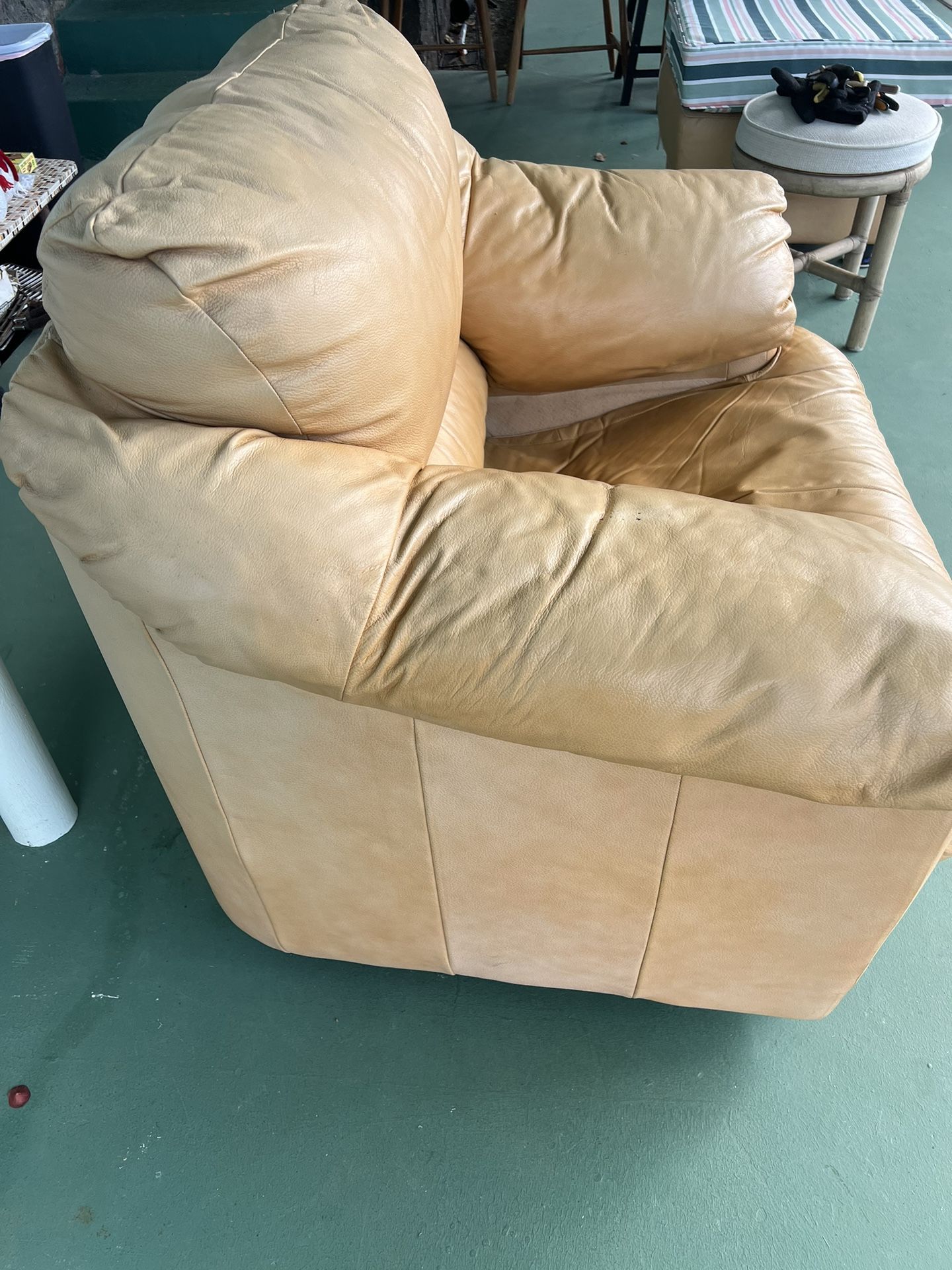 Leather Comfy Chair