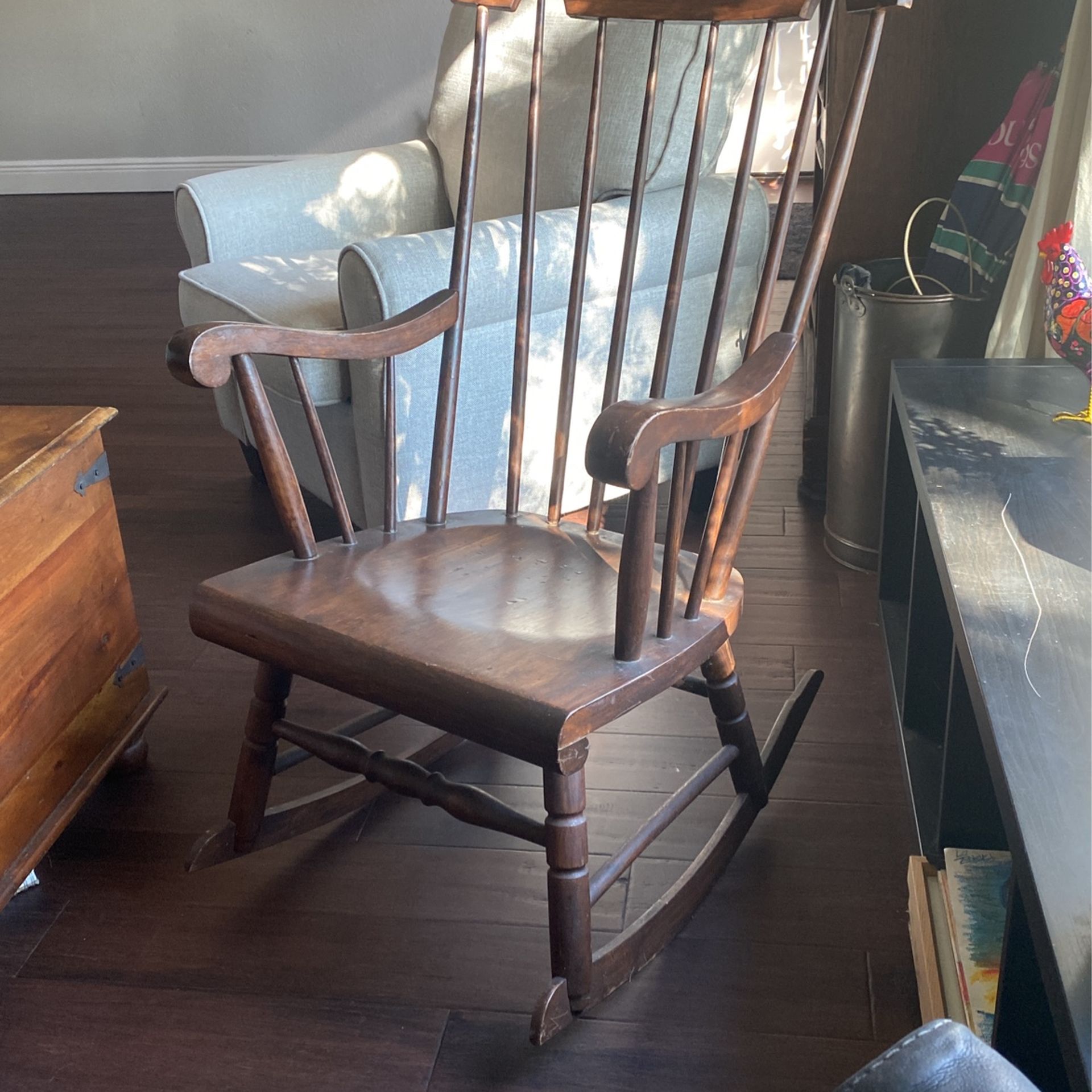 Rocking chair