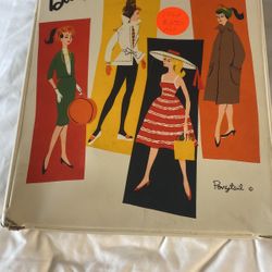 Vintage 1962 Mattel Ponytail Barbie Doll Travel Carry Case White Wardrobe