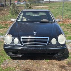2000 Mercedes-Benz E-Class on offerup
