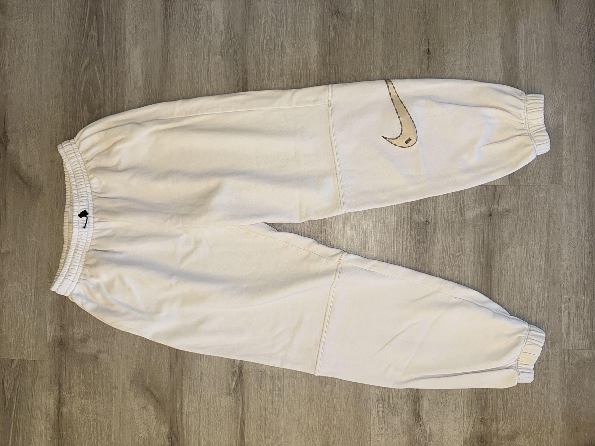 Women’s Nike Logo Sweats 