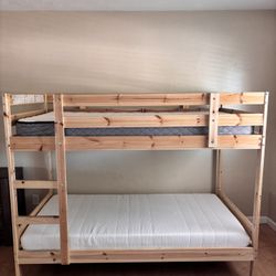 Bunk Bed With Matresses