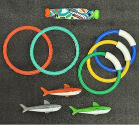 🏖️ Kids Water, Swimming Pool or Bathtub Toys, 5 Rings, 3 Sharks, Splash Ribbon (brand new)