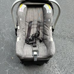 For Sale: Stokke Nuna PIPA Infant Car Seat with (2) base