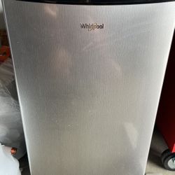 Whirlpool Mini Fridge