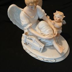 Vintage O'Well Porcelain angel figurine.