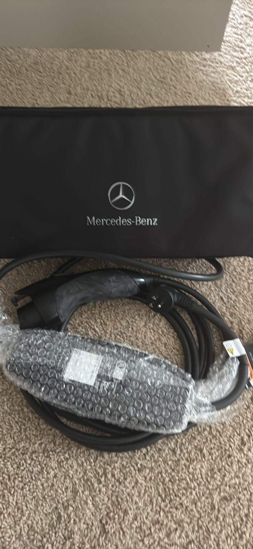 Mercedes Benz Portable EV Charger 120V Brand New