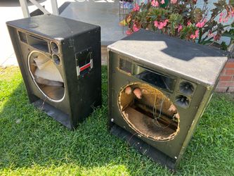 Pair of Cerwin Vega 218 Speaker Cabinets only