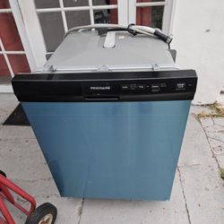 Dishwacher 