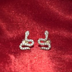 14k Yellow Gold Snake Earrings