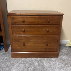 Ethan Allen Dresser Nightstand 