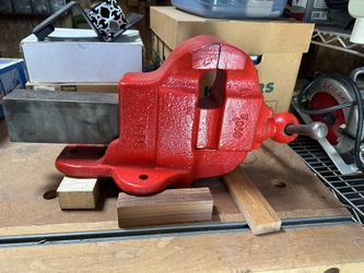 Athol 614 1/2 Vise