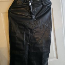 Black Skirt With Back Slit. 