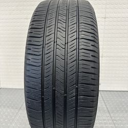 One excellent used tire Goodyear 225/55/17 #1006
