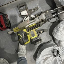 RYOBI 12" SLIDING COMPOUND MITER SAW WITH LED