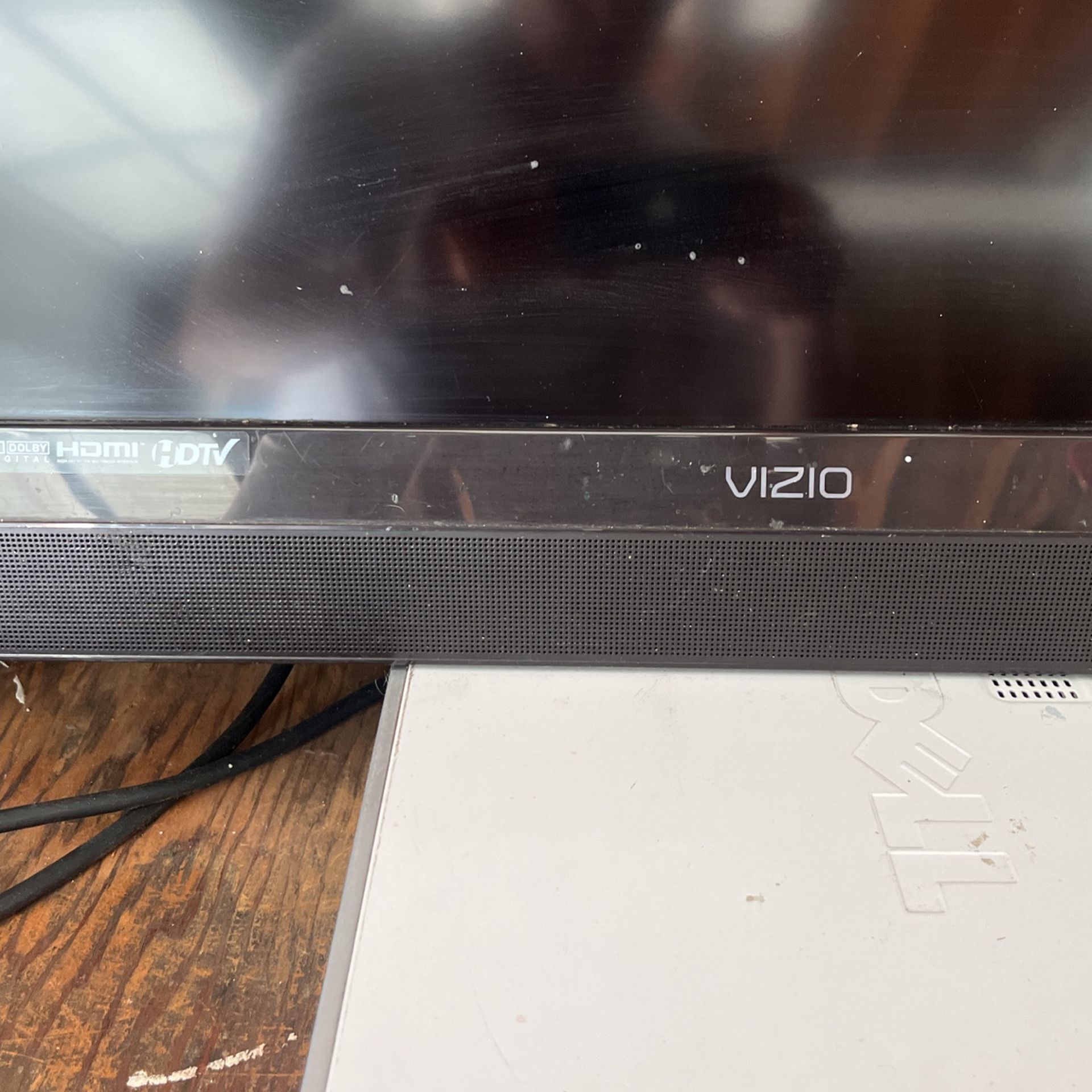 Vizio Tv/ Flat Screen for Sale in Montclair, CA OfferUp