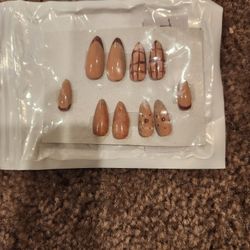 Hand Made Press On Nails