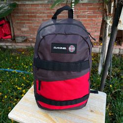 Dakine Manual Independent 20L Backpack